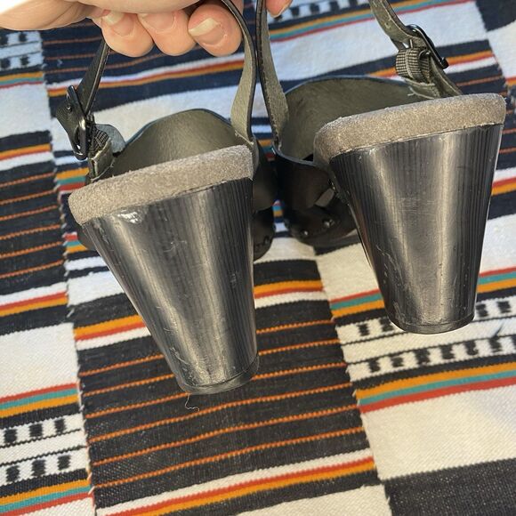 Dansko Black Thea Slingback Leather Studded Cutout Wooden Clogs. Size 40/9.5. - Picture 7 of 9